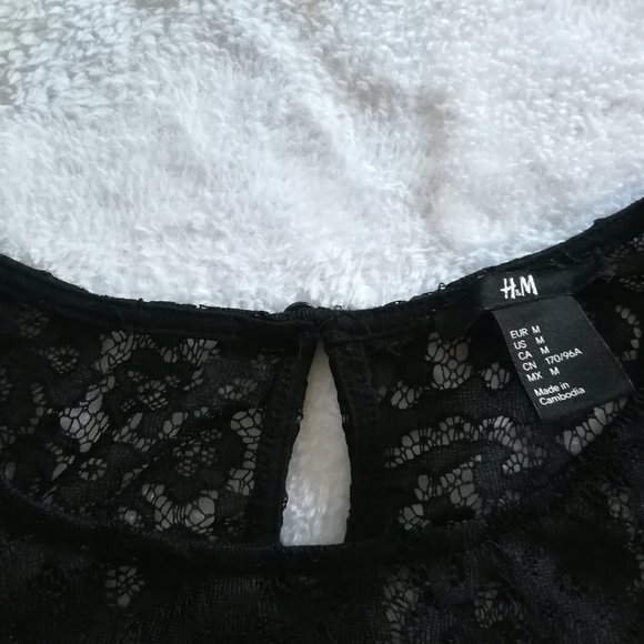 H&M Lace Top - Picture 2 of 3